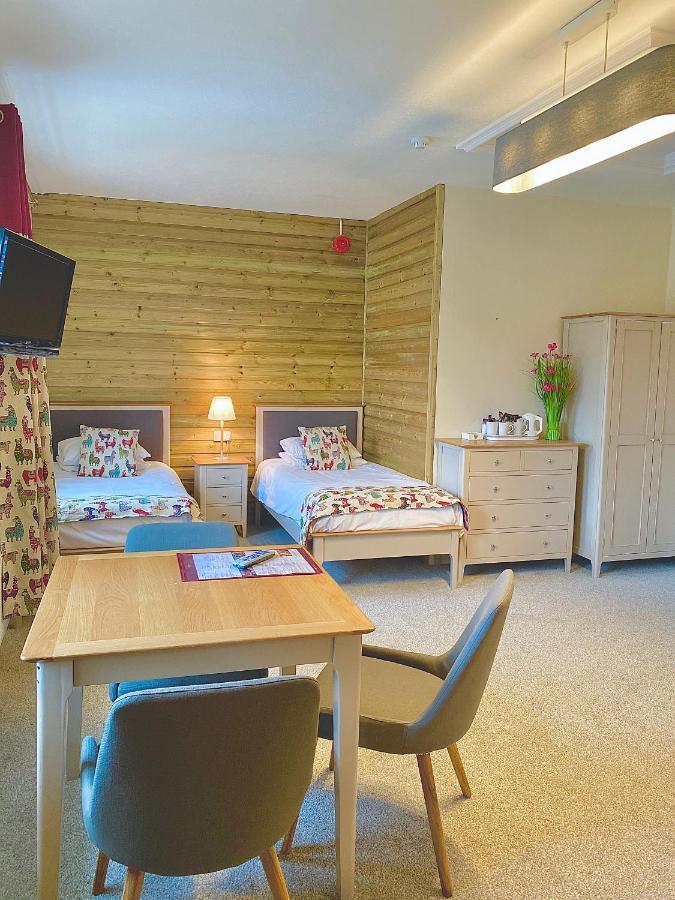 ブリジェンド Court Colman Manorゲストハウス 部屋 写真