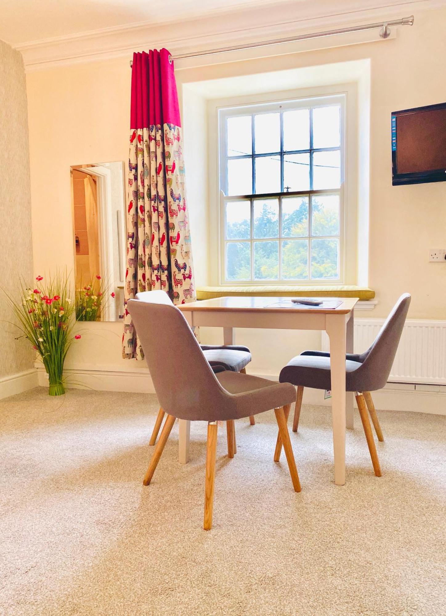 ブリジェンド Court Colman Manorゲストハウス 部屋 写真
